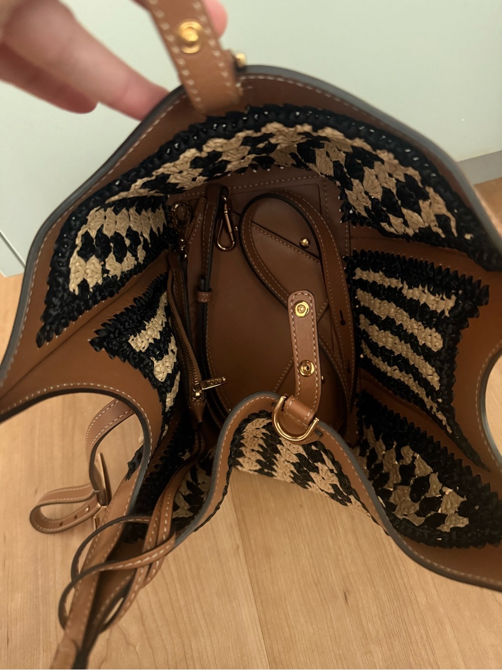 Tod's Mini Shopping Tote Raffia- like new! Never been used! - Picture 12 of 16